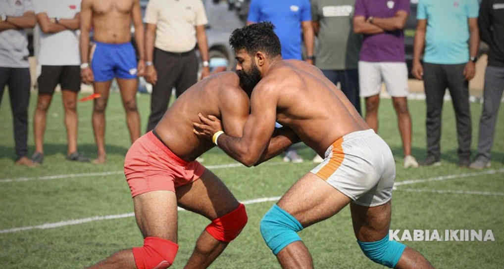 ৮৩-২৭ এবং ৩৭-২১: এক সন্ধ্যায় দুই সত্য, আর যে গ্রিড সেমিফাইনাল বেছে নিল